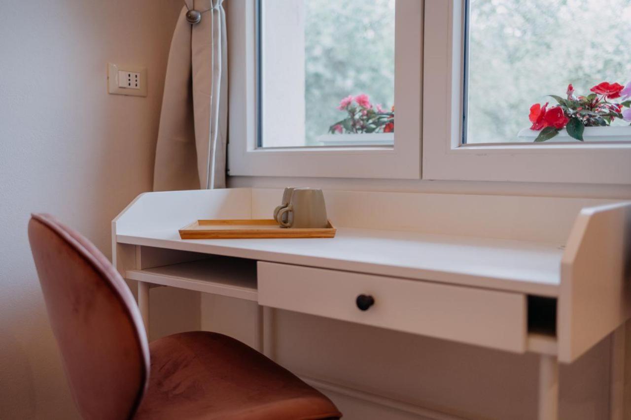 Gli Ulivi Rooms And Breakfast Marina dʼMarina dʼAndora 外观 照片
