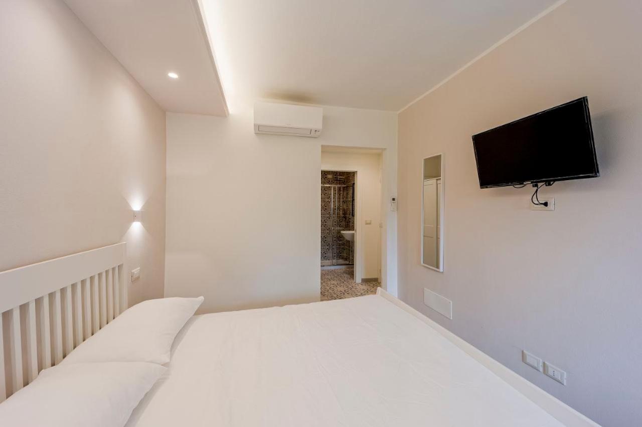 Gli Ulivi Rooms And Breakfast Marina dʼMarina dʼAndora 外观 照片