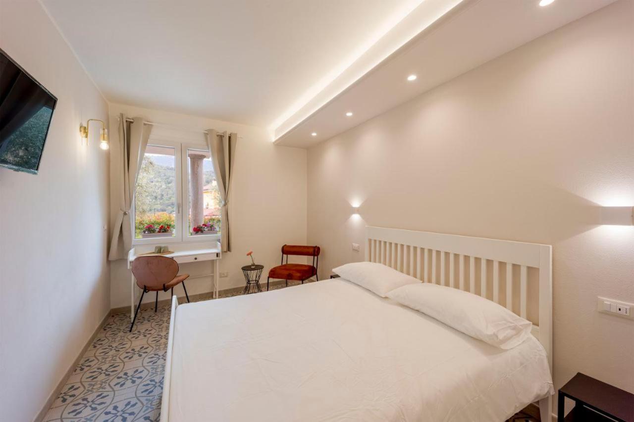Gli Ulivi Rooms And Breakfast Marina dʼMarina dʼAndora 外观 照片